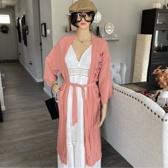 💋 Xhilaration coral peach kimono robe 👘 tie long cardigan Embroidered floral - Picture 2 of 11